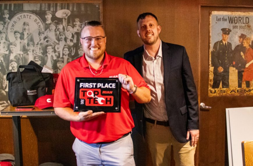 Top technician with his award