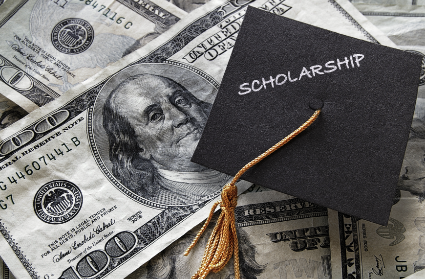 Aftermarket Foundation awards 368 scholarships