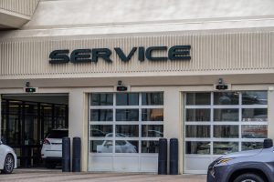 Study finds people buy cars at dealerships, get them serviced elsewhere