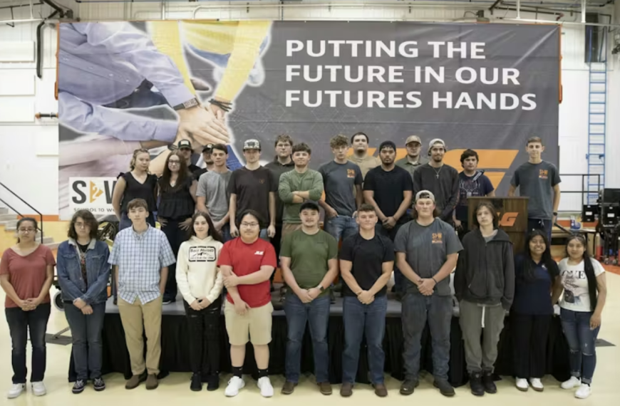 JLG Industries addresses need for skilled workers with several programs, partnerships